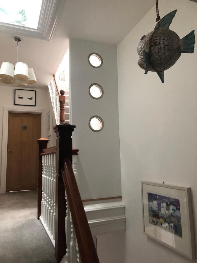 Lazy Waves Boutique B&B Ньюки Экстерьер фото