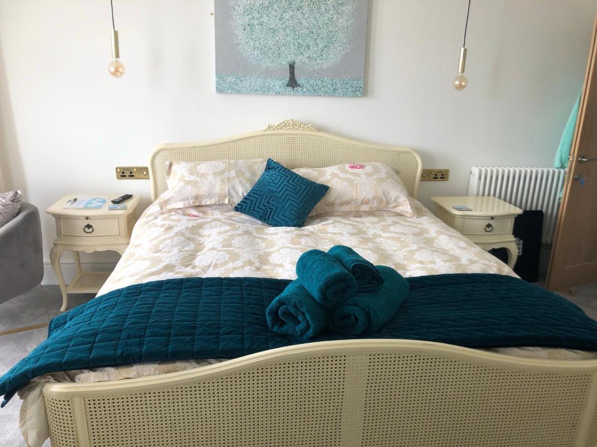 Lazy Waves Boutique B&B Ньюки Экстерьер фото