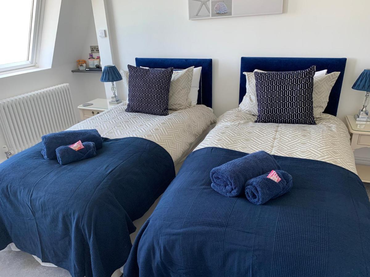 Lazy Waves Boutique B&B Ньюки Экстерьер фото