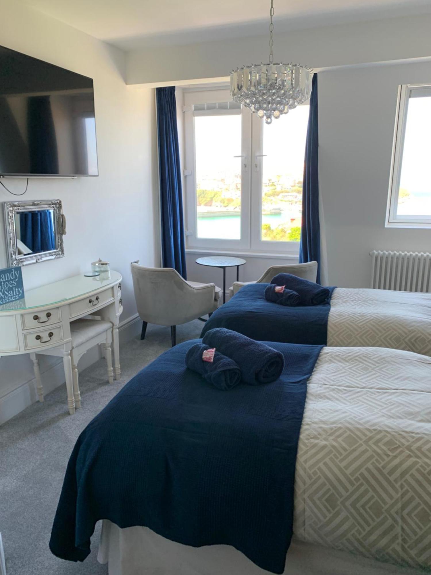 Lazy Waves Boutique B&B Ньюки Экстерьер фото