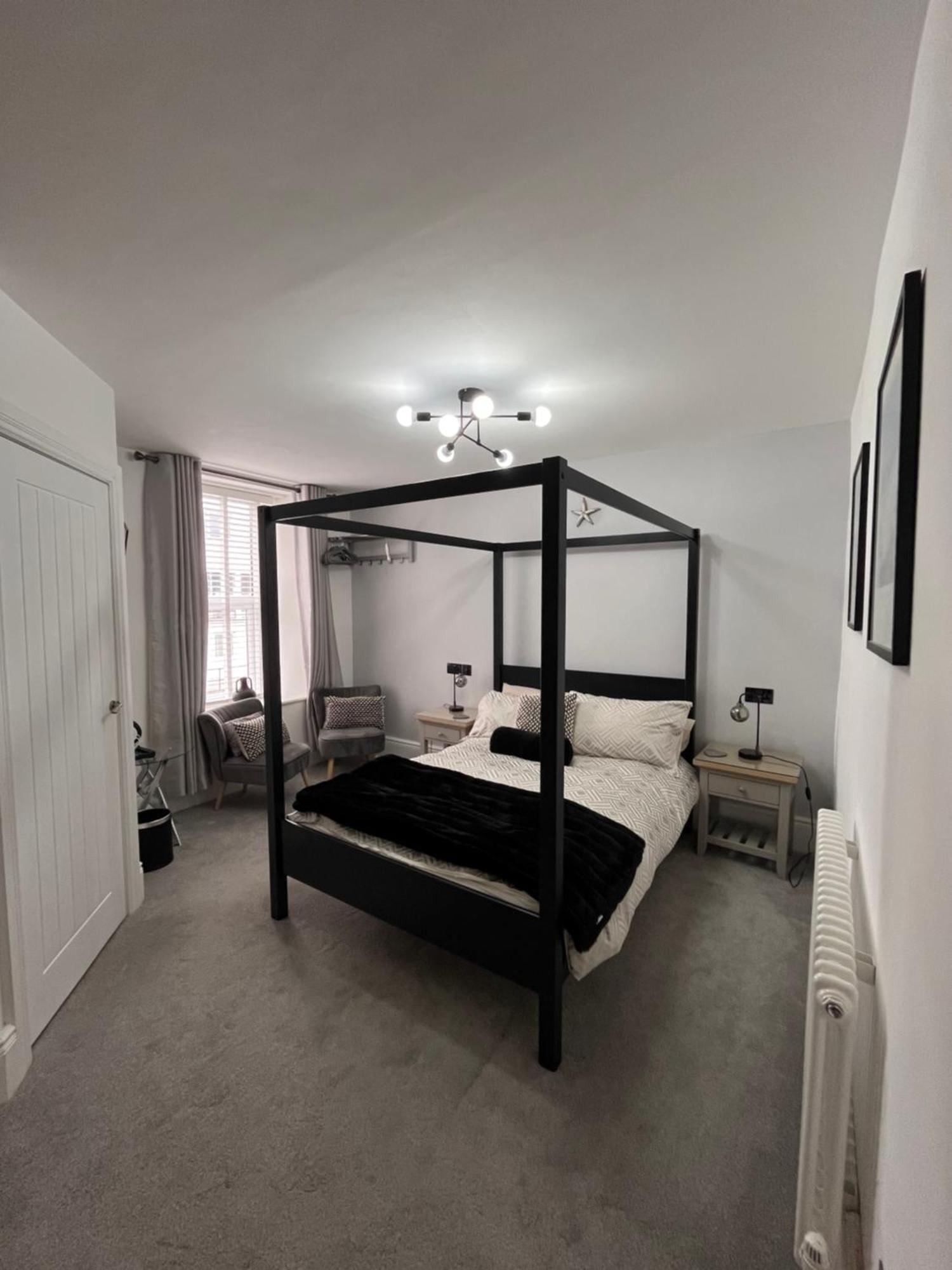 Lazy Waves Boutique B&B Ньюки Экстерьер фото